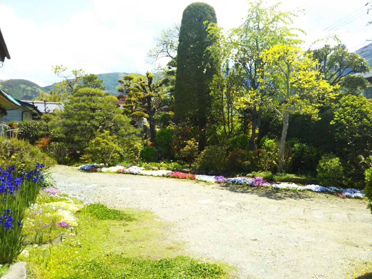 ゲストハウス「古民家の宿梨本軒」 Takayama (Nagano) Bagian luar foto